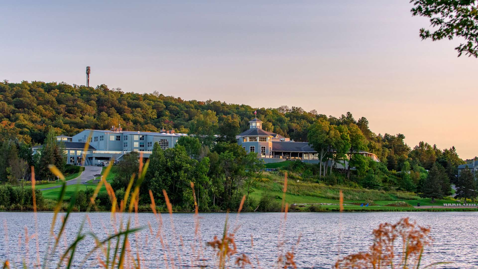 deerhurst resort-cheap deals