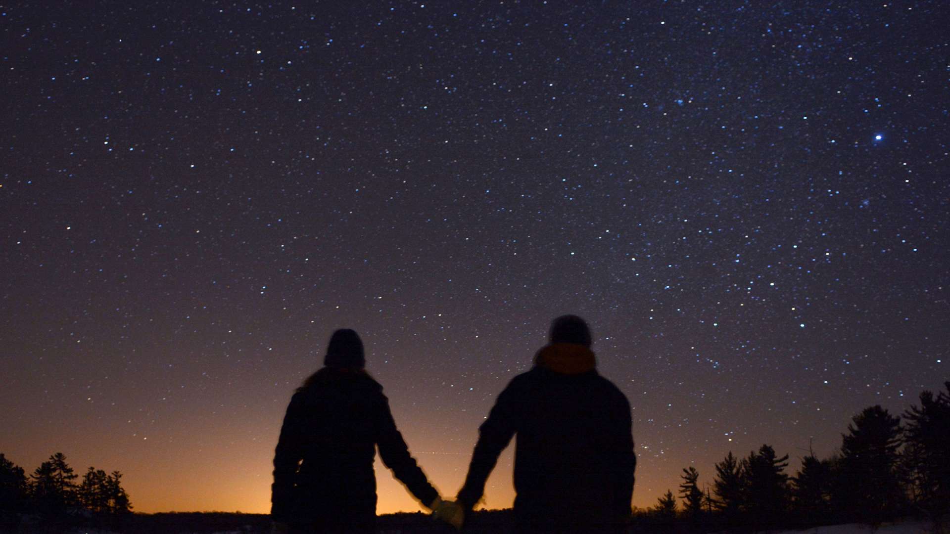 These Cosmic Events Make Stargazing in November Even Cooler