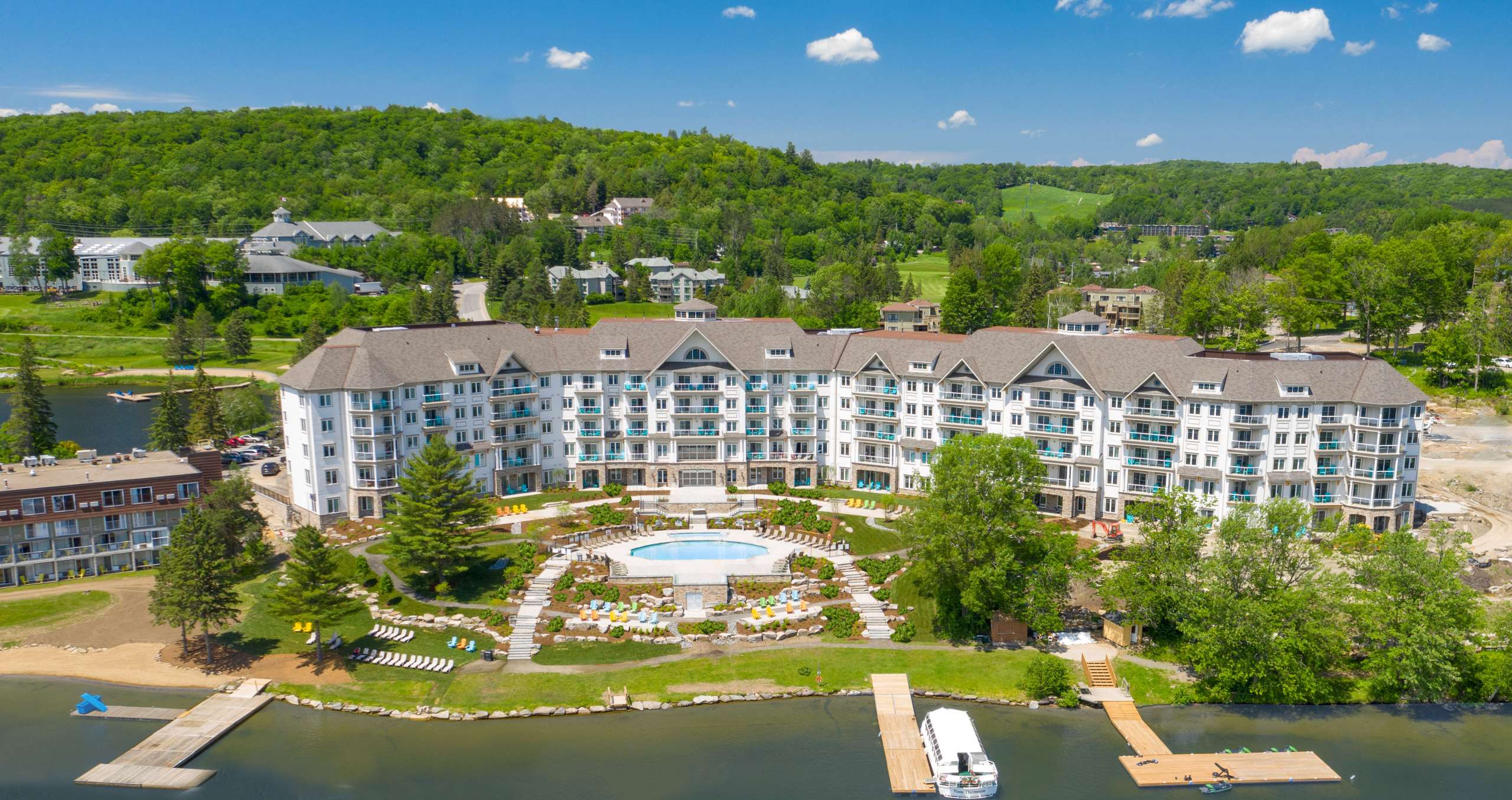 Pet Friendly Policy - Deerhurst Resort - Muskoka